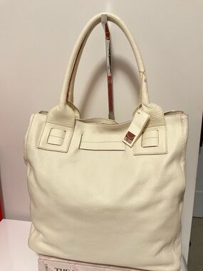 Del Conte Cream Vintage Leather Tote Bag